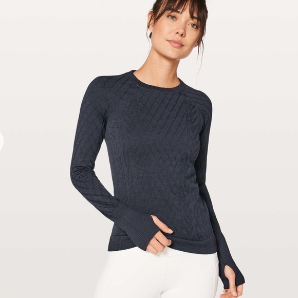 Lululemon Rest Less Pullover in Diamond Midnight Navy - Picture 1 of 9
